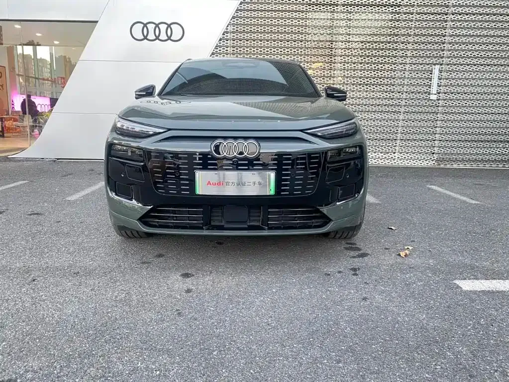 Audi Q6L e-tron — фото 7