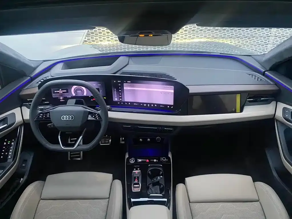 Audi Q6L e-tron — фото 4