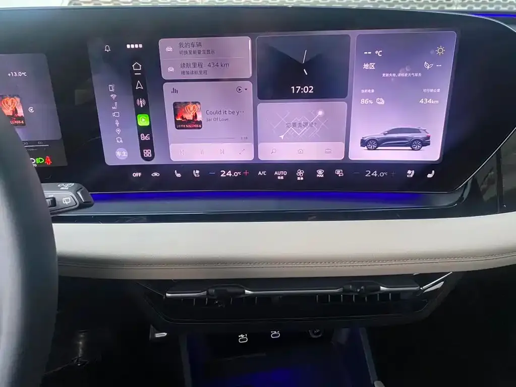 Audi Q6L e-tron — фото 3