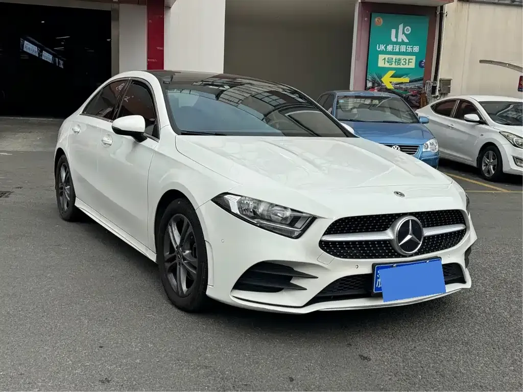 Mercedes-Benz A-Class — фото 10