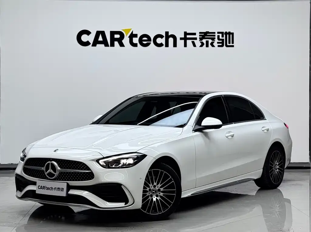 Mercedes-Benz C-Class — фото 1