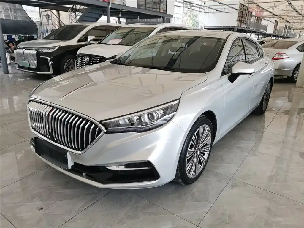 Hongqi H5 — фото 1