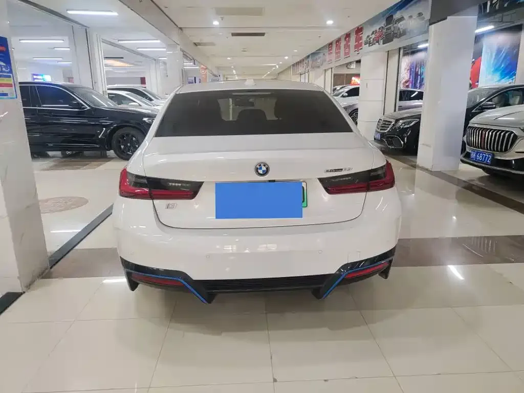 BMW i3 — фото 8