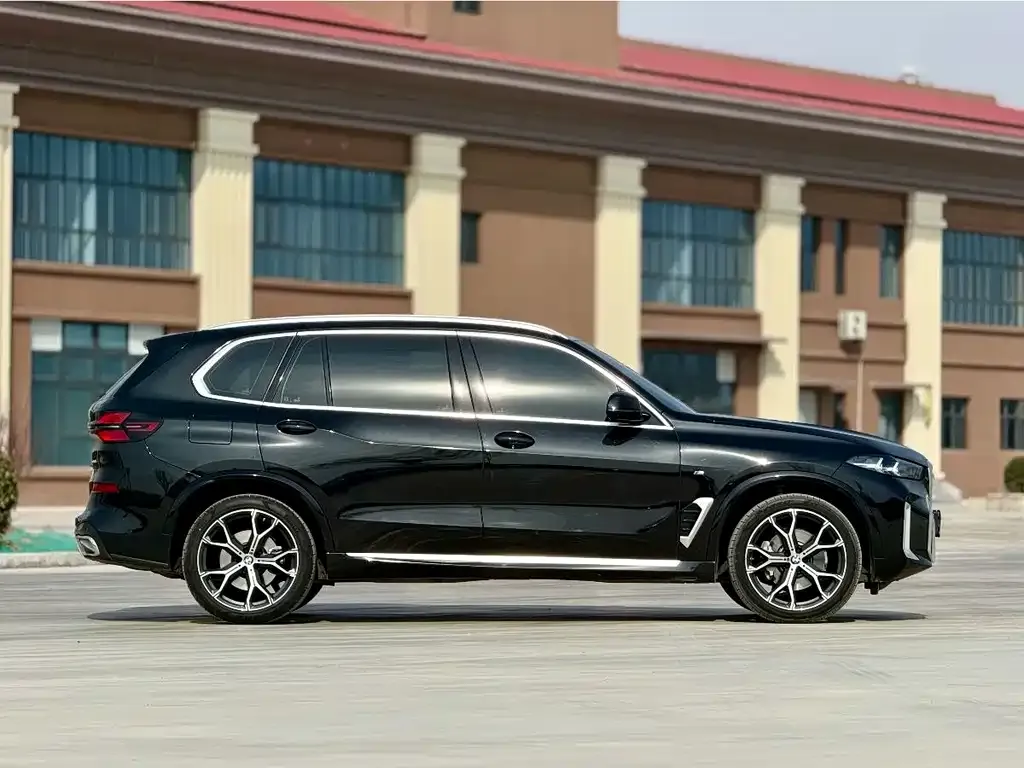 BMW X5 — фото 2