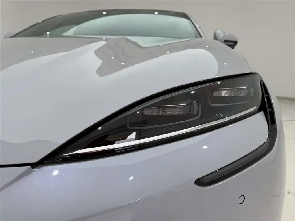 BYD Seal — фото 2