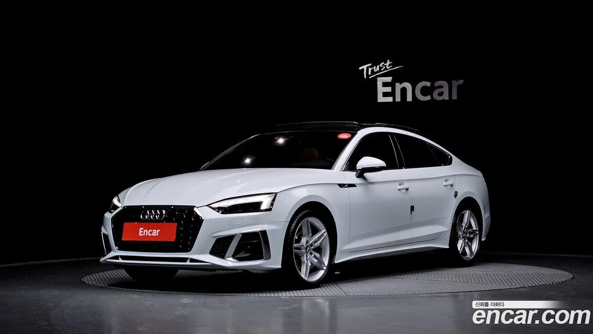Audi A5 — фото 1
