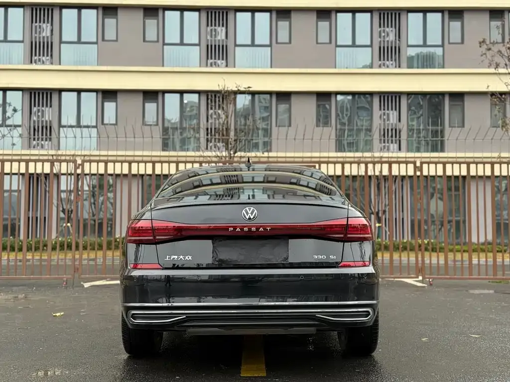 Volkswagen Passat — фото 2