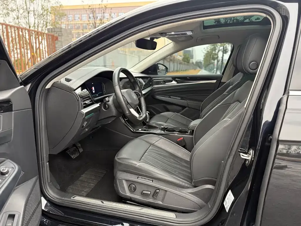 Volkswagen Passat — фото 8