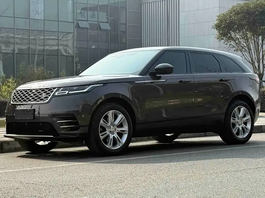 Land Rover Velar — фото 1