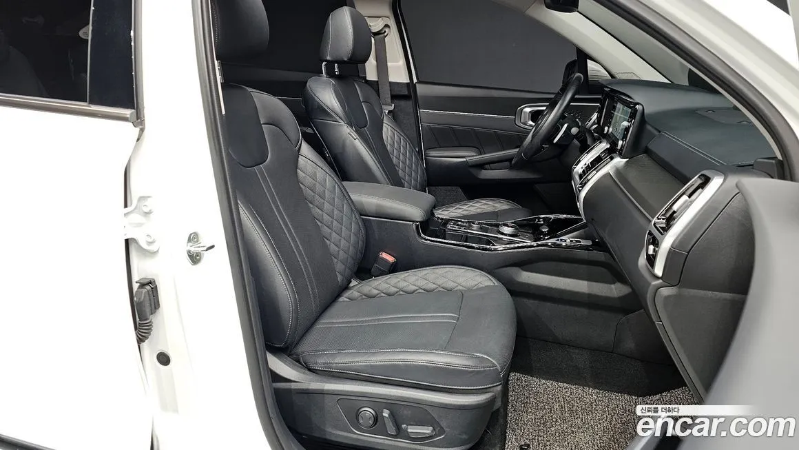 Kia Sorento — фото 5