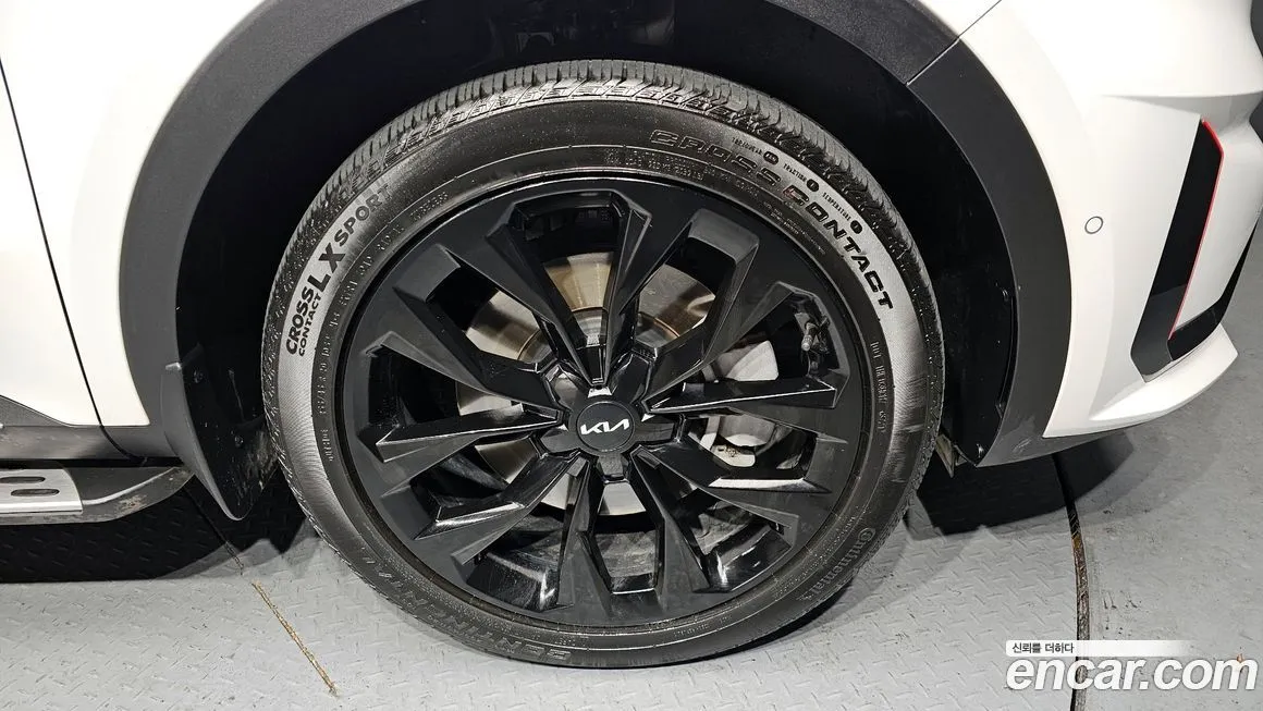 Kia Sorento — фото 8