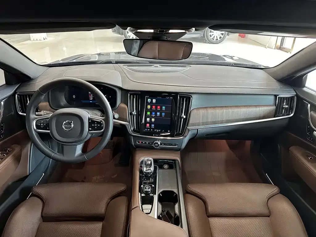 Volvo S90 — фото 10