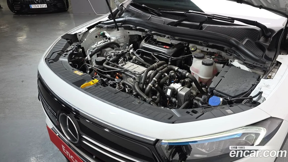 Mercedes-Benz EQA — фото 10