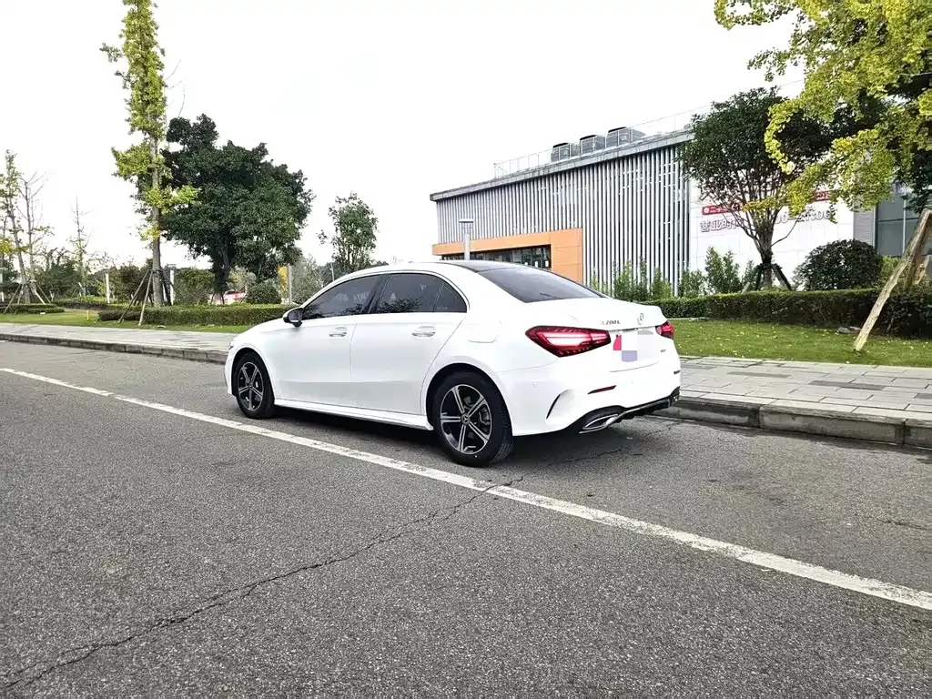 Mercedes-Benz A-Class — фото 4
