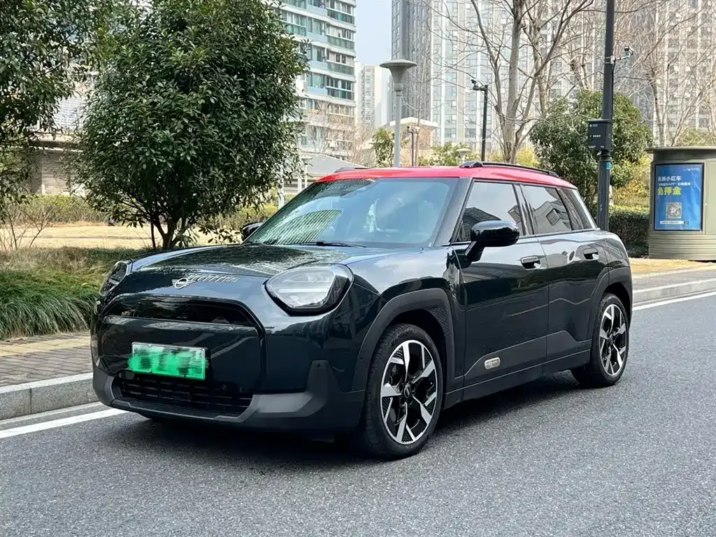 MINI Aceman EV — фото 1