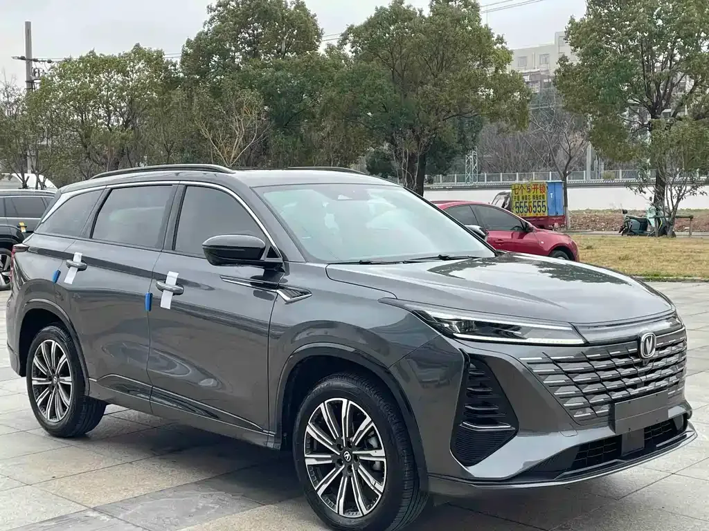 Changan CS75PLUS — фото 10