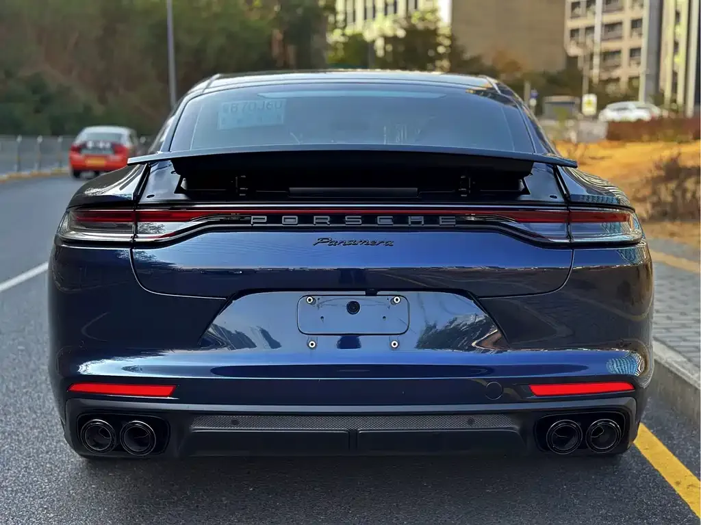Porsche Panamera — фото 9