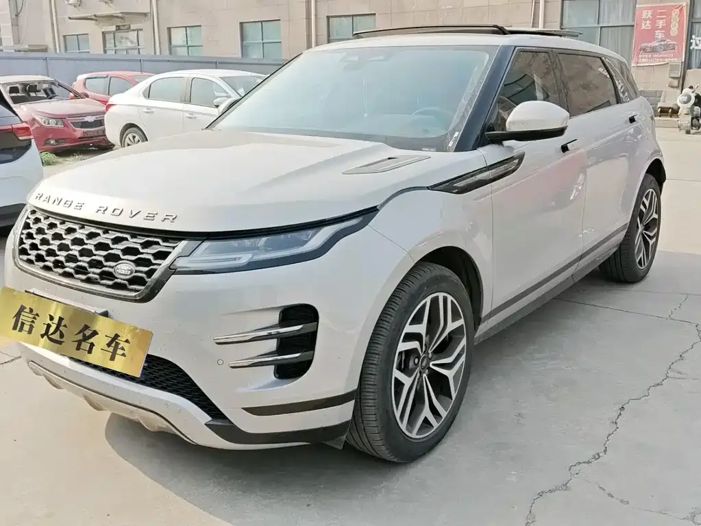 Land Rover Evoque — фото 1