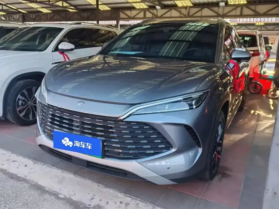BYD L DM-i — фото 1