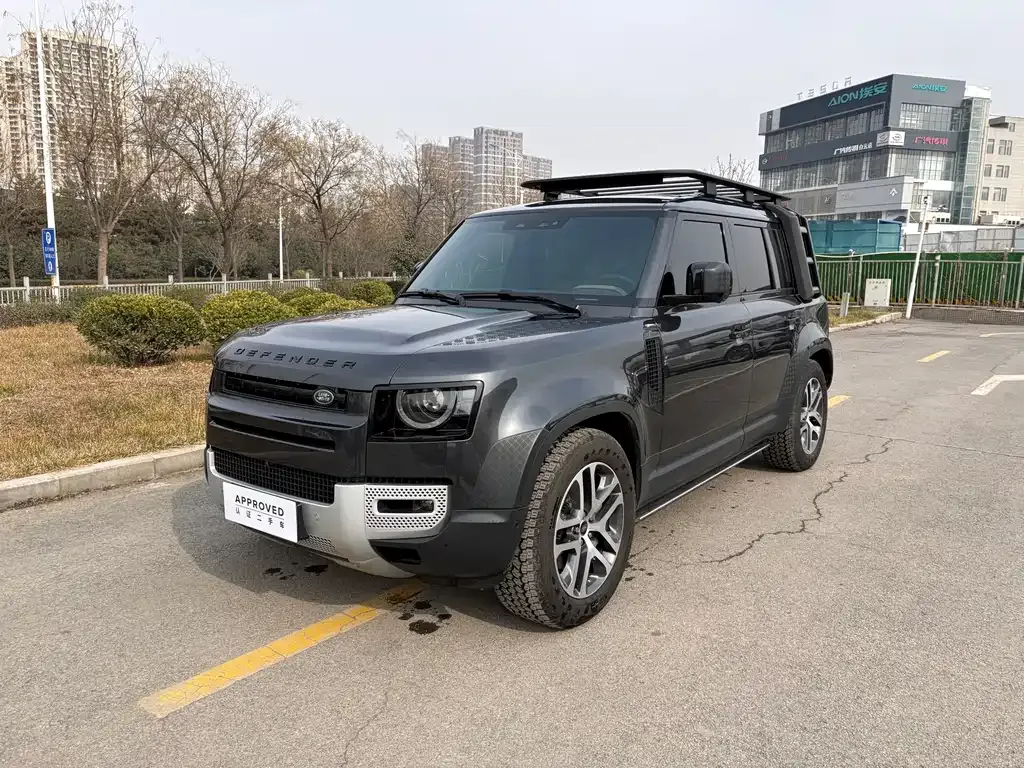Land Rover Defender — фото 1