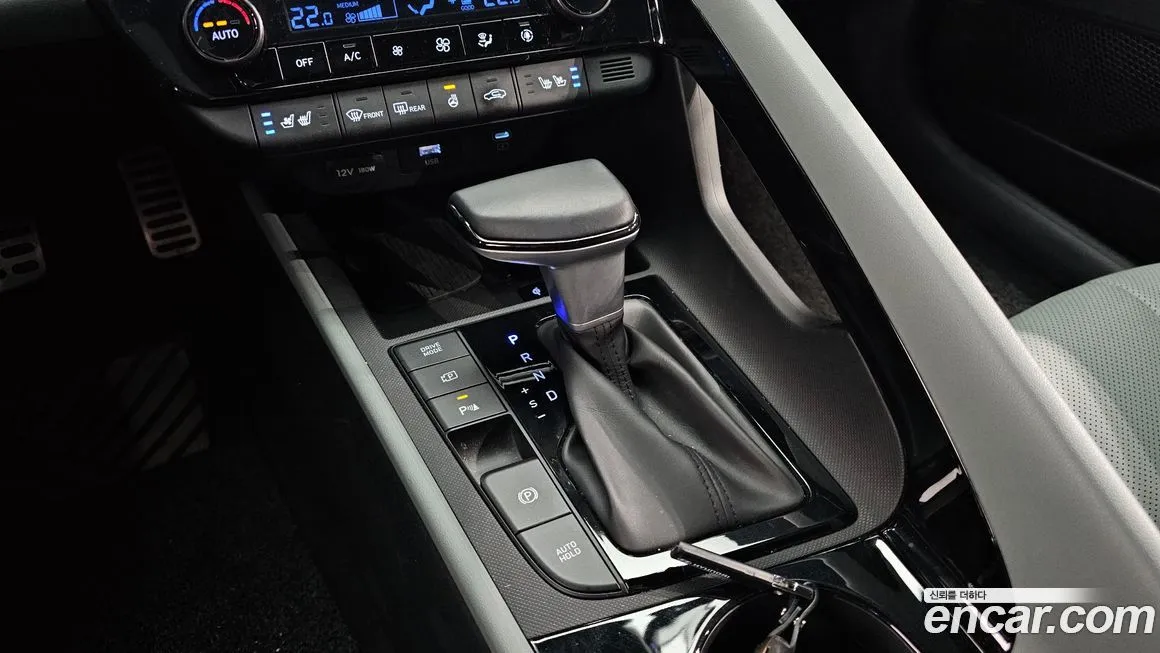 Hyundai AVANTE — фото 9
