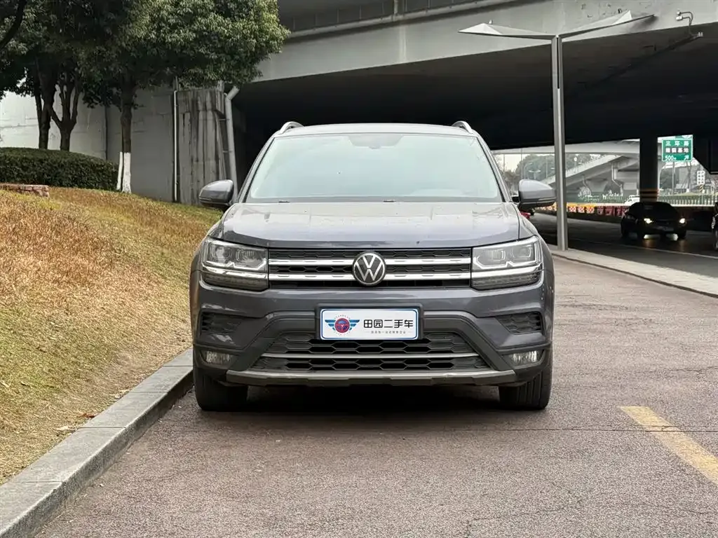 Volkswagen Tharu — фото 3