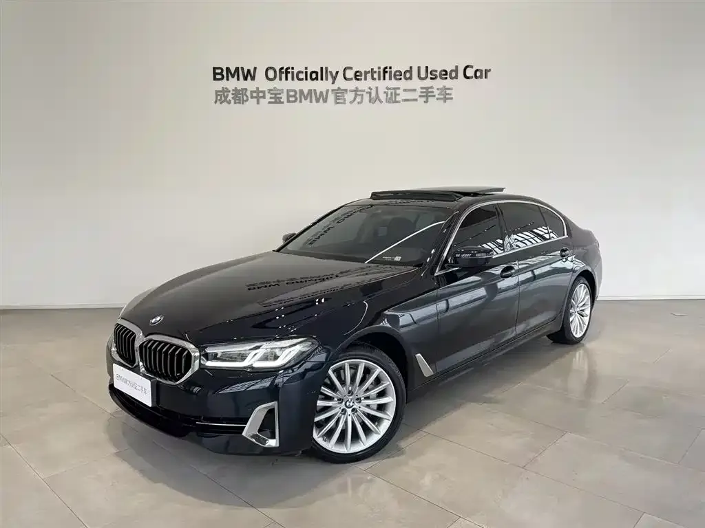 BMW 5 Series — фото 1