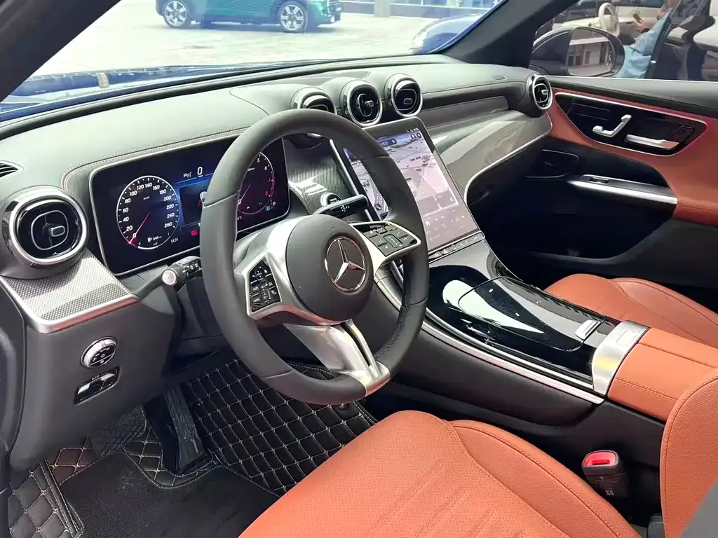 Mercedes-Benz GLC — фото 2