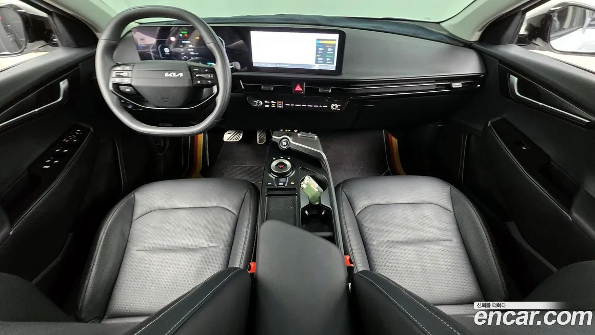 Kia EV6 — фото 9