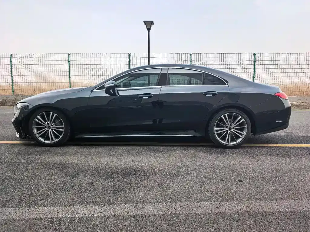 Mercedes-Benz CLS — фото 3