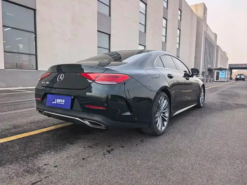 Mercedes-Benz CLS — фото 10