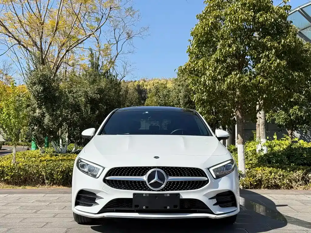 Mercedes-Benz A-Class — фото 8