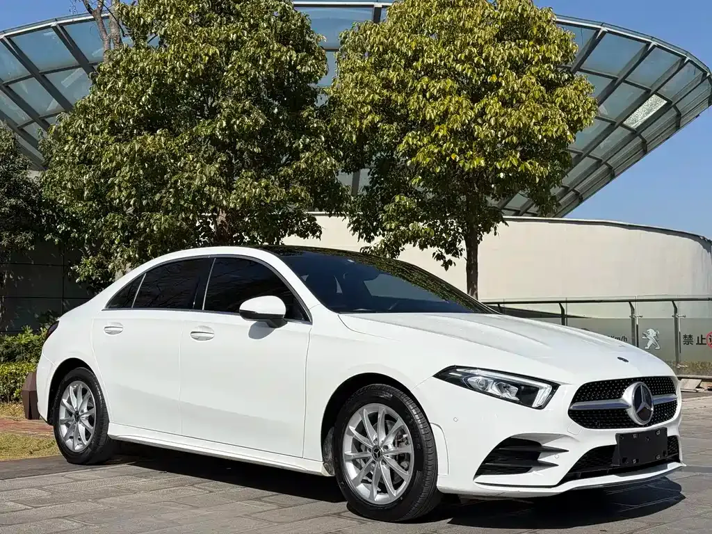 Mercedes-Benz A-Class — фото 4