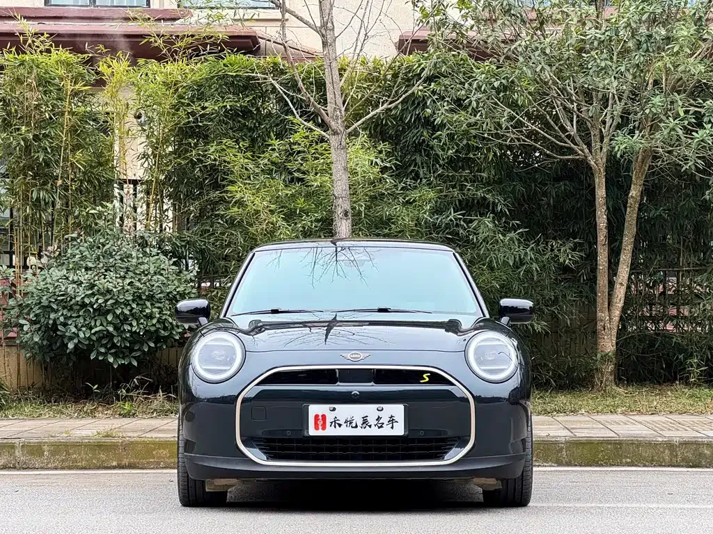 MINI Cooper EV — фото 9