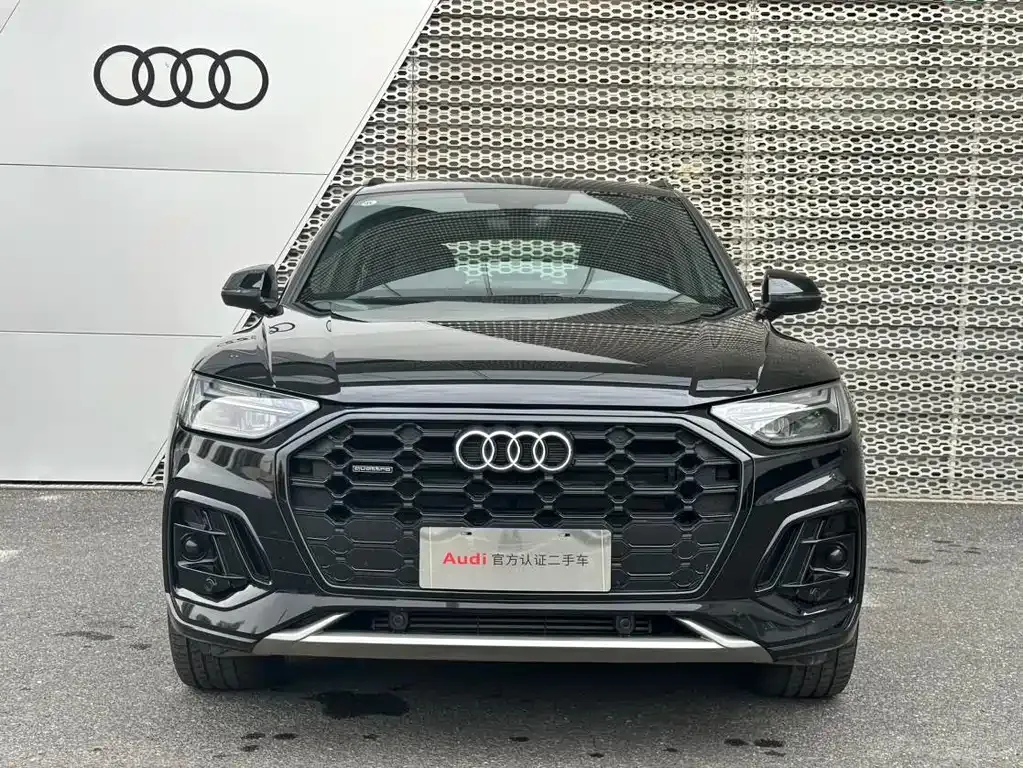Audi Q5L — фото 3