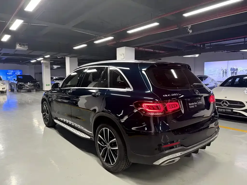 Mercedes-Benz GLC — фото 10