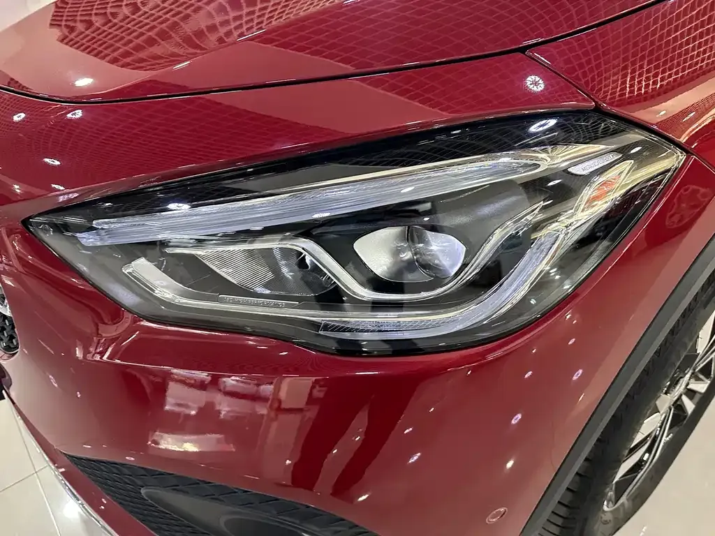 Mercedes-Benz GLA — фото 10