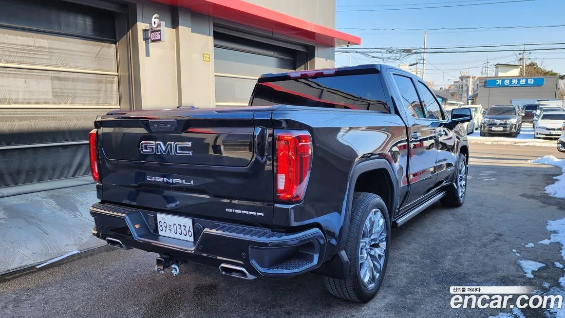 GMC Sierra — фото 7