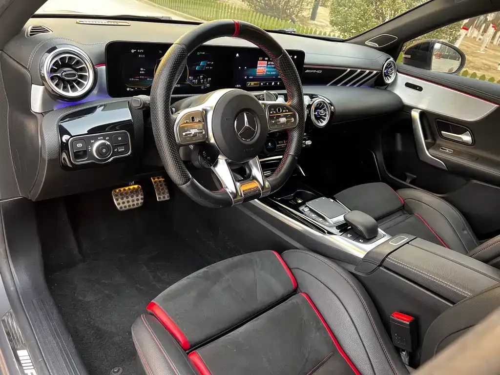 Mercedes-Benz A-Class AMG — фото 4