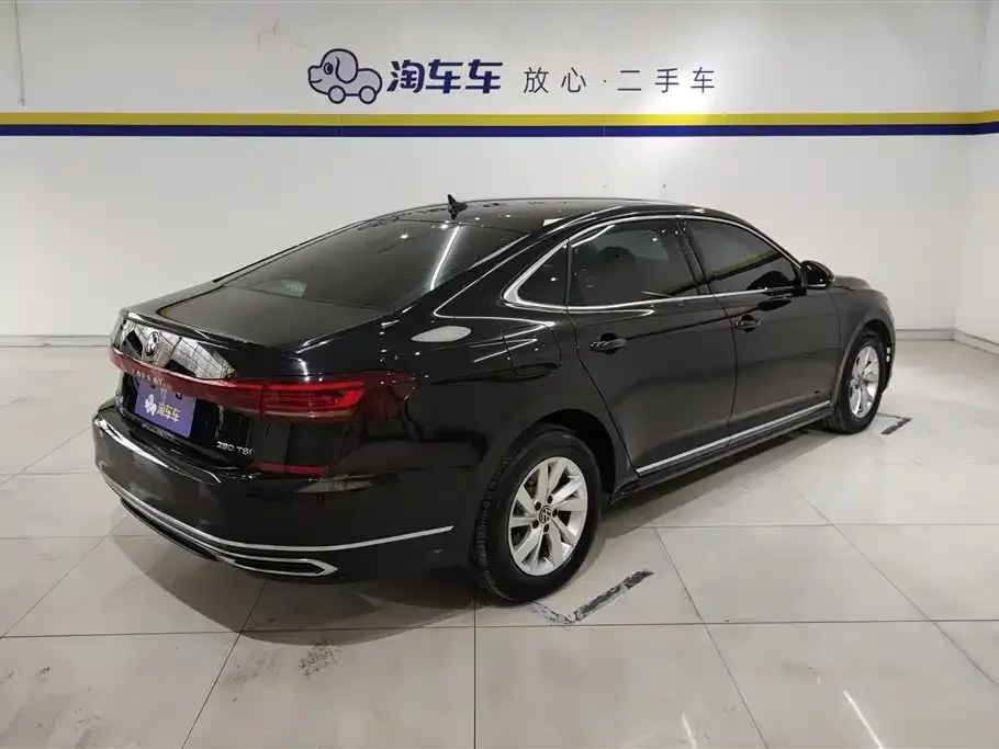 Volkswagen Passat — фото 10