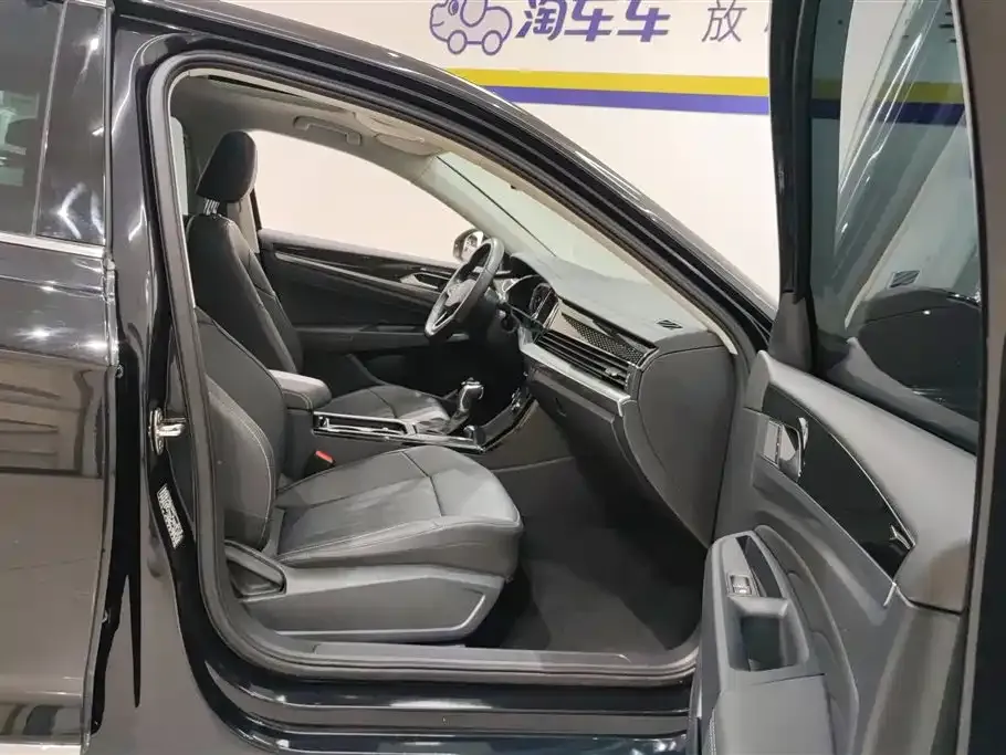 Volkswagen Passat — фото 6