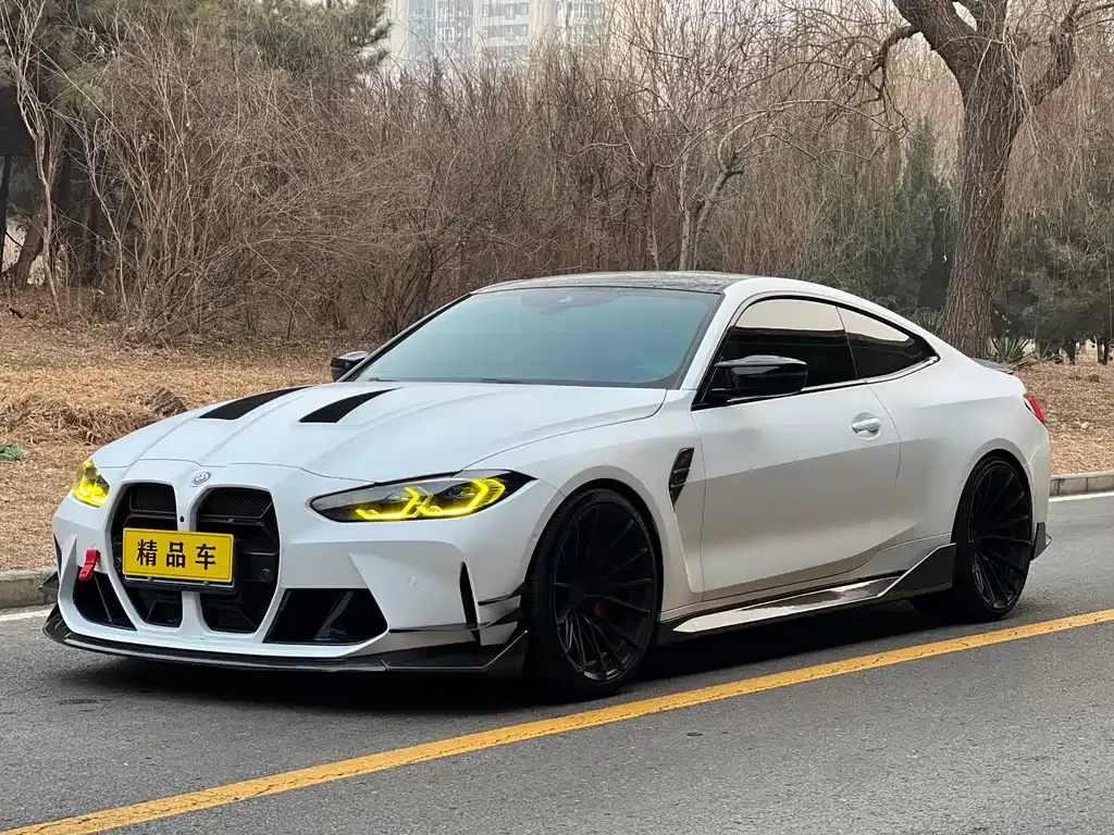 BMW M4 — фото 1