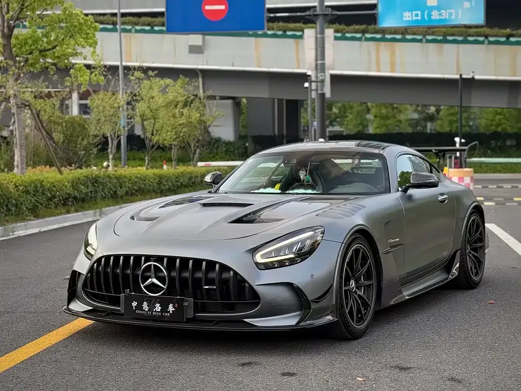 Mercedes-Benz AMG GT — фото 1