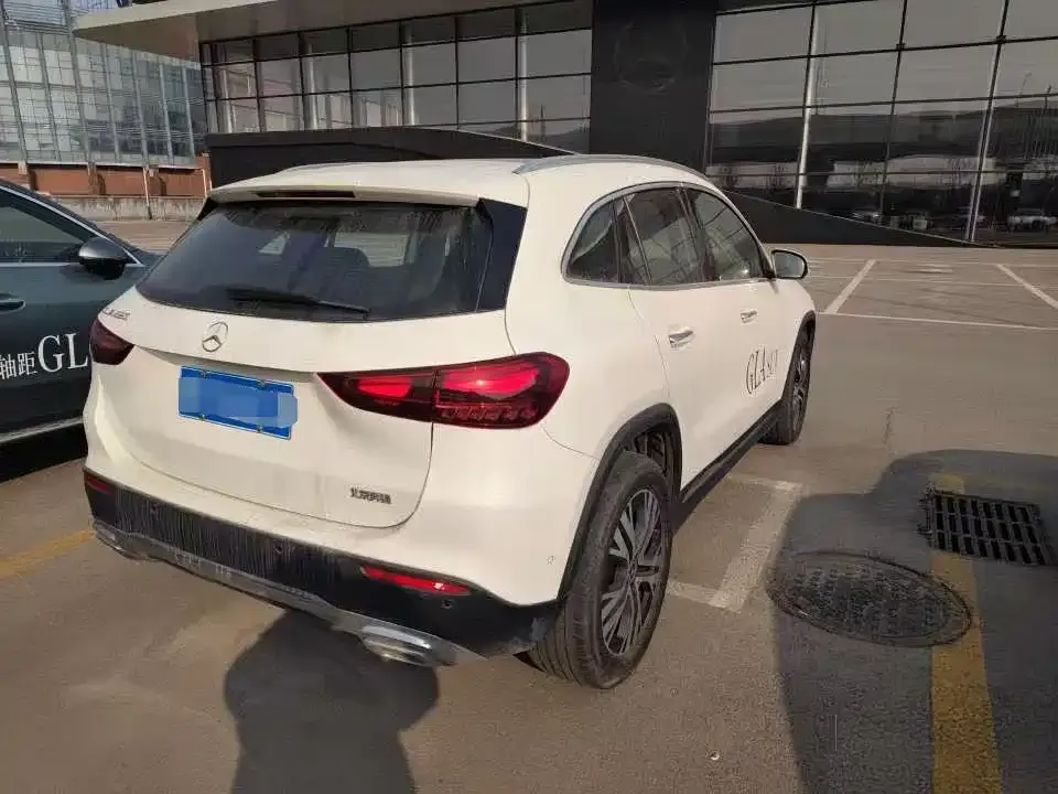 Mercedes-Benz GLA — фото 7
