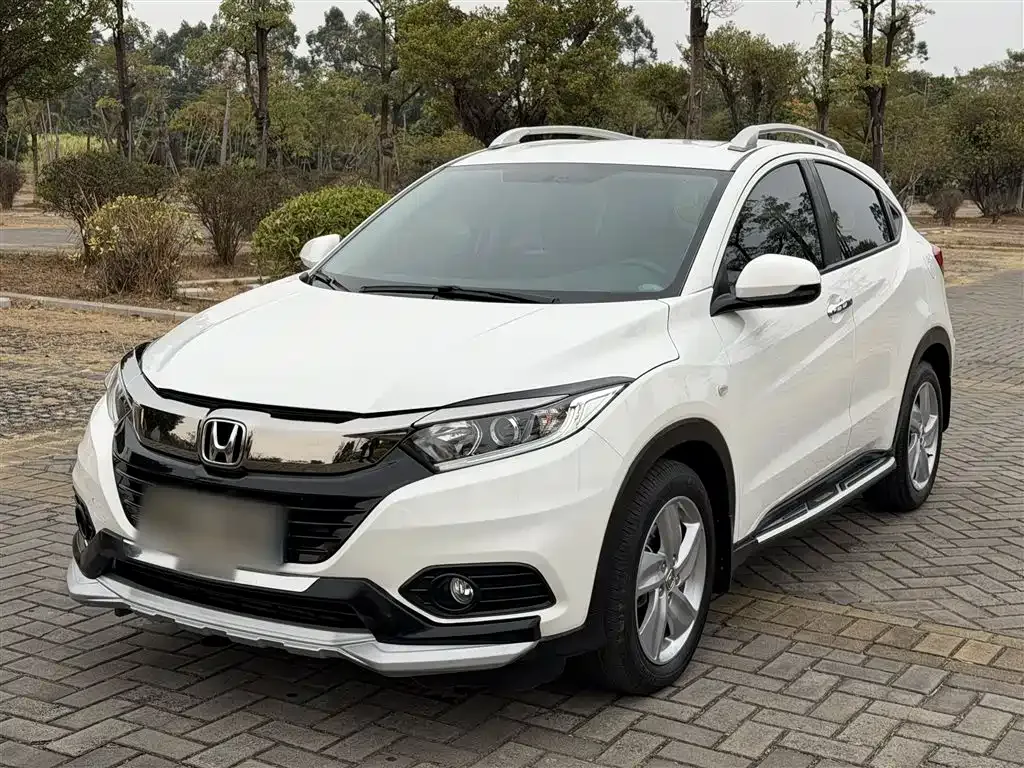 Honda Vezel — фото 1