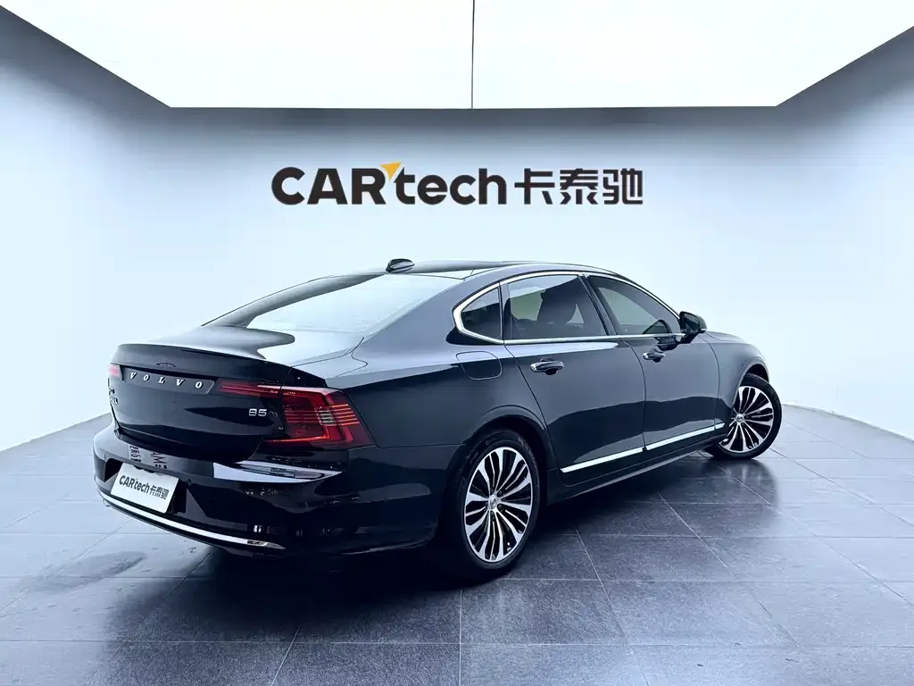 Volvo S90 — фото 3