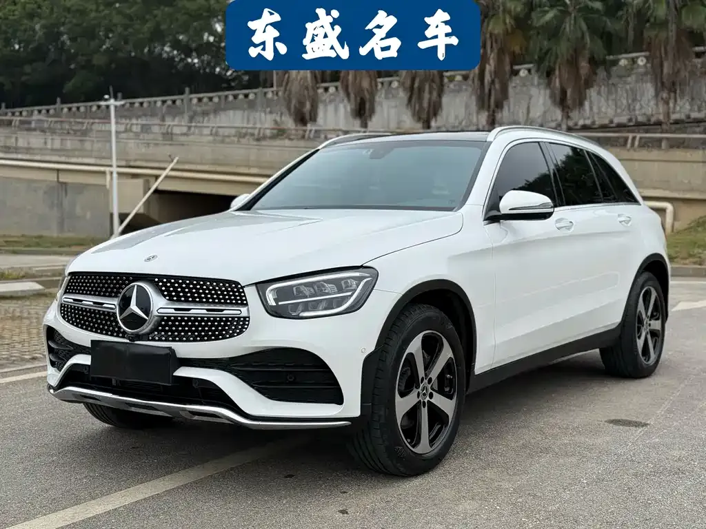 Mercedes-Benz GLC — фото 1