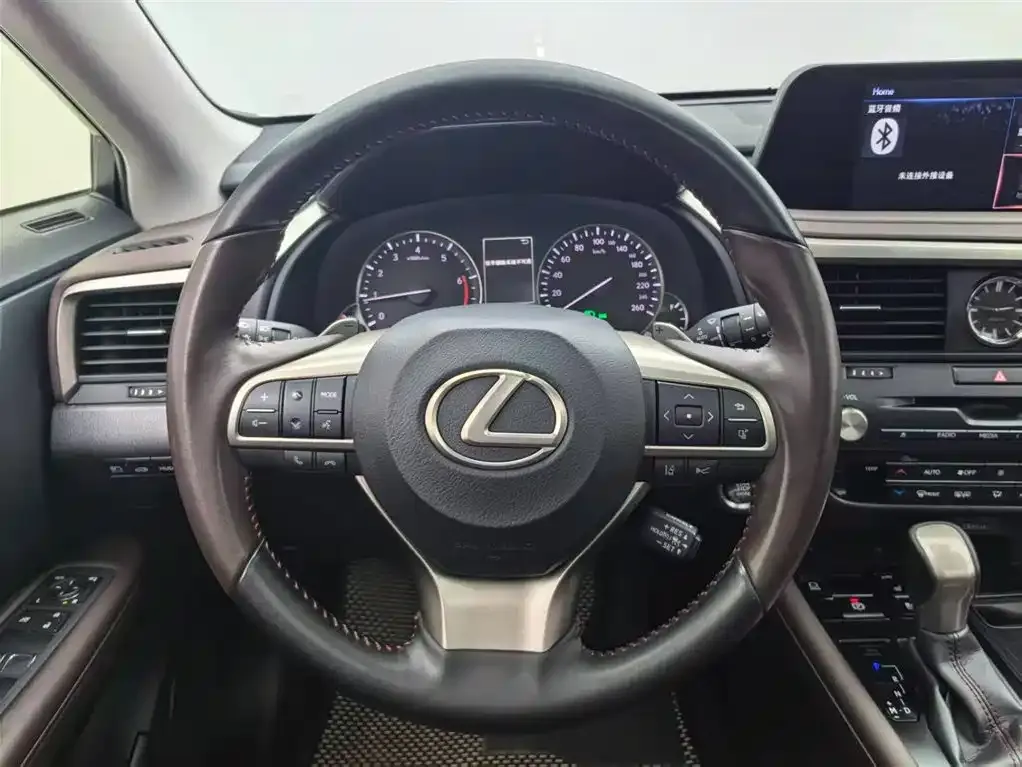 Lexus RX — фото 9