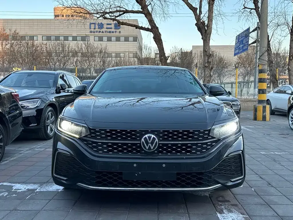 Volkswagen Passat — фото 3
