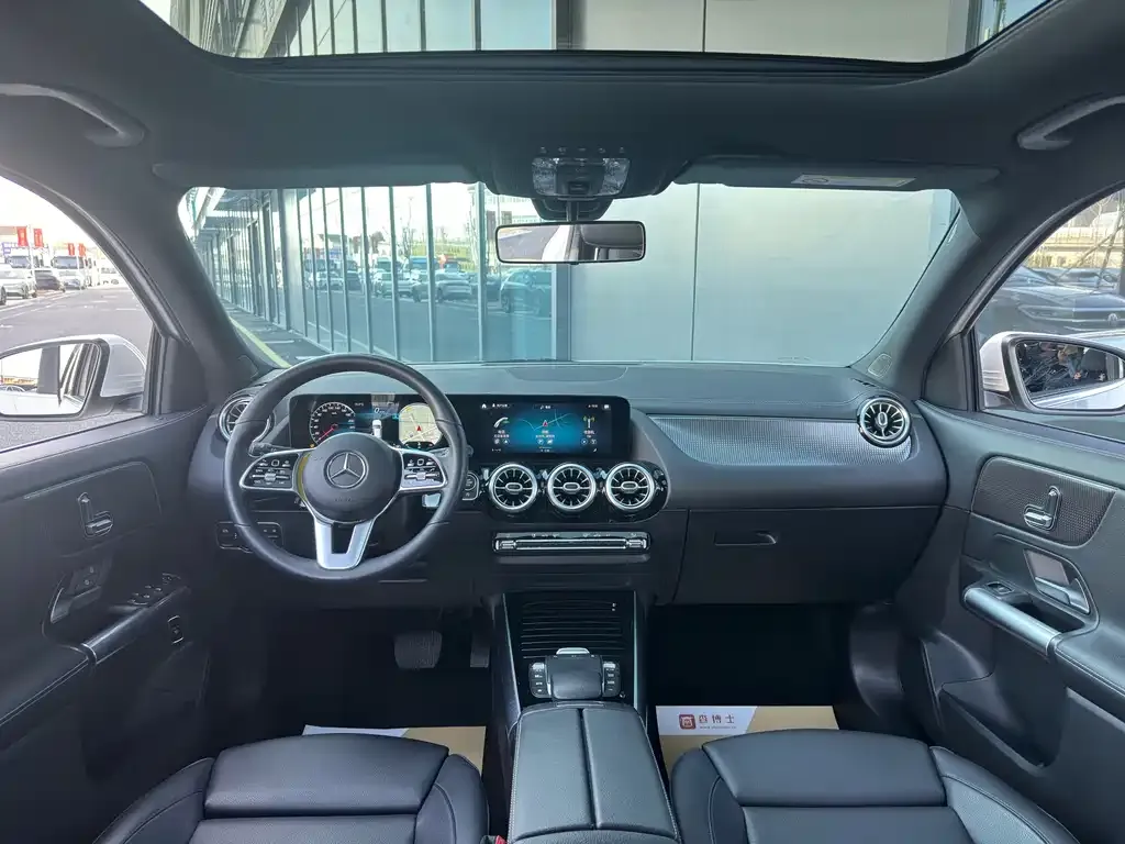 Mercedes-Benz GLA — фото 2